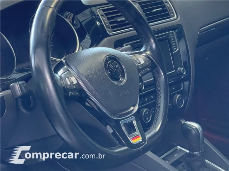 JETTA 2.0 TSI HIGHLINE 211CV GASOLINA 4P TIPTRONIC
