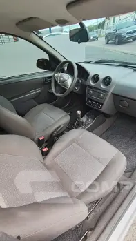 CELTA 1.0 MPFI LS 8V