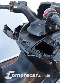 SUZUKI BURGMAN 650 EXECUTIVE