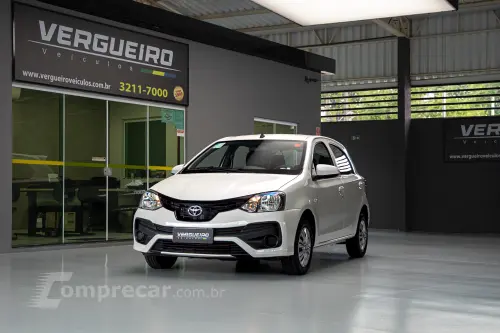 Toyota ETIOS 1.3 X 16V 4 portas