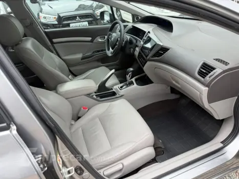 Civic 2.0 16V 4P FLEX EXR AUTOMÁTICO