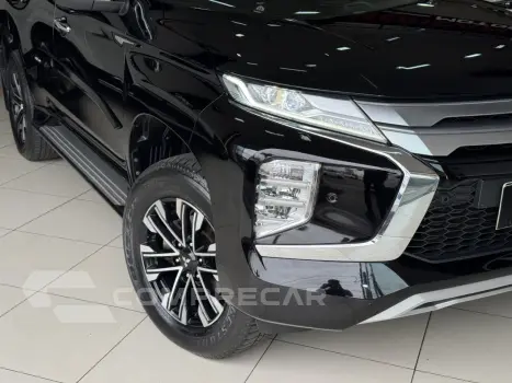 Pajero Sport 	2.4 16V 4P HPE-S AWD TURBO DIESEL AUTOMÁTICO