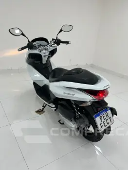 PCX 150 DLX