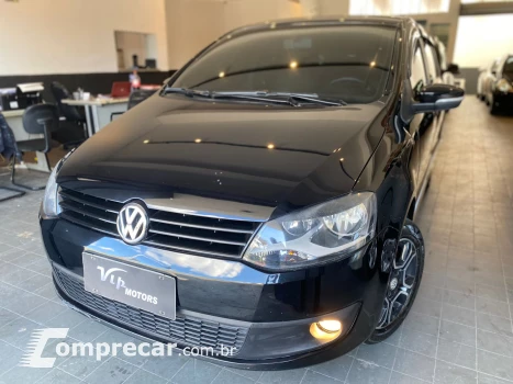 Volkswagen FOX 1.0 MI Seleção 8V 4 portas