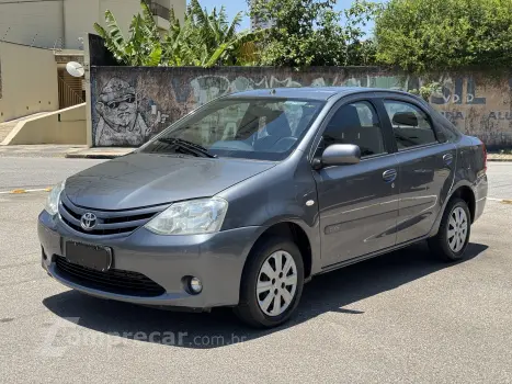 ETIOS 1.5 XS Sedan 16V