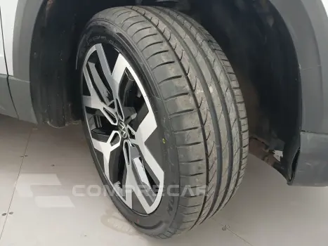 TAOS 1.4 250 TSI TOTAL FLEX HIGHLINE AUTOMÁTICO