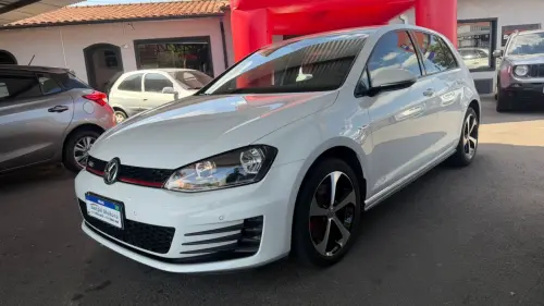 Golf 2.0 4P GTI TURBO AUTOMÁTICO
