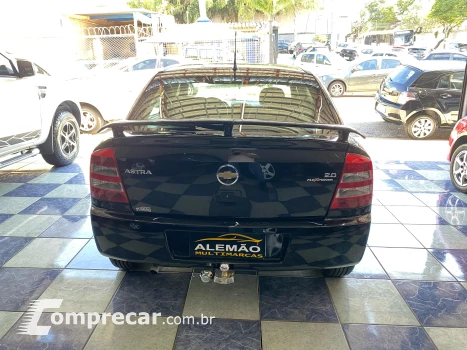 ASTRA 2.0 MPFI Advantage 8V