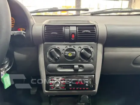 CLASSIC - 1.0 MPFI LS 8V 4P MANUAL