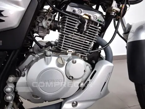 SUZUKI GSR 125 S