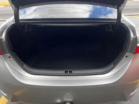 Corolla XEi 2.0 Flex 16V Aut.