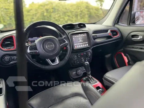 RENEGADE 2.0 16V Turbo Trailhawk 4X4