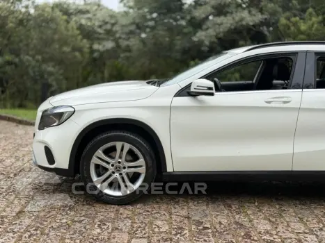 GLA 200 Style 1.6 TB 16V/Flex Aut.