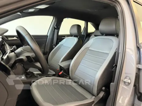 Nivus Highline 1.0 200 TSI Flex Aut.