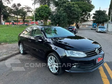 Volkswagen JETTA 2.0 Comfortline 4 portas