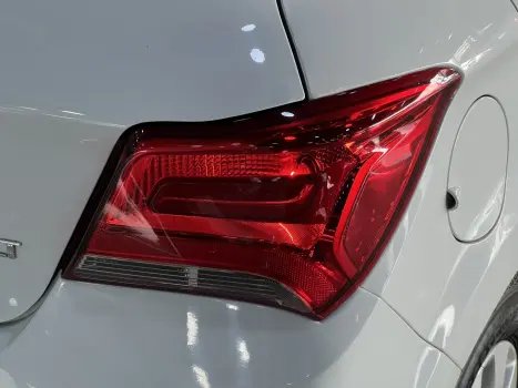 ONIX 1.0 MPFI LT 8V FLEX 4P MANUAL