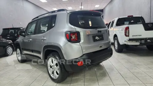Renegade 1.8 4x2 Flex 16V Aut.
