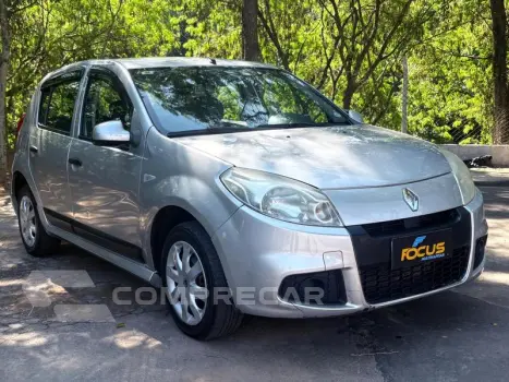 SANDERO EXP 16