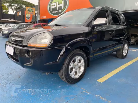 Hyundai Tucson 4 portas
