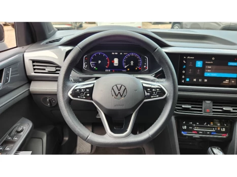 TAOS 1.4 250 TSI TOTAL FLEX HIGHLINE AUTOMÁTICO