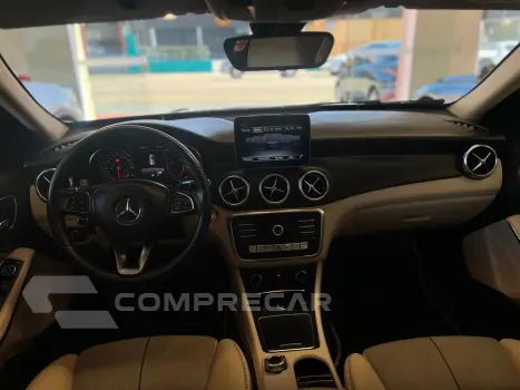 GLA 200 1.6 CGI STYLE 7G-DCT MERCEDES-BENZ
