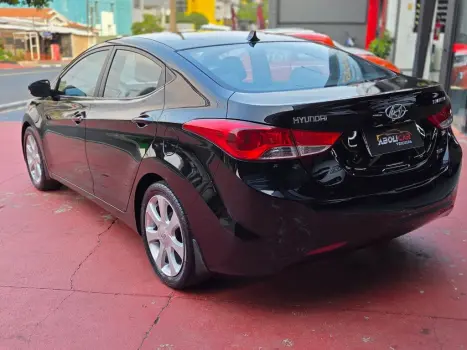 Elantra GLS 1.8 16V Aut.