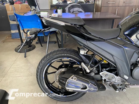 FZ 25 FAZER 250