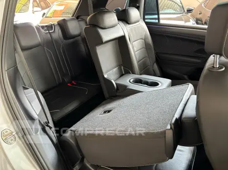 TIGUAN Allspac R-Line 300 TSI 2.0