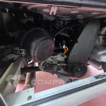 Kombi Lotação 1.6 MPi