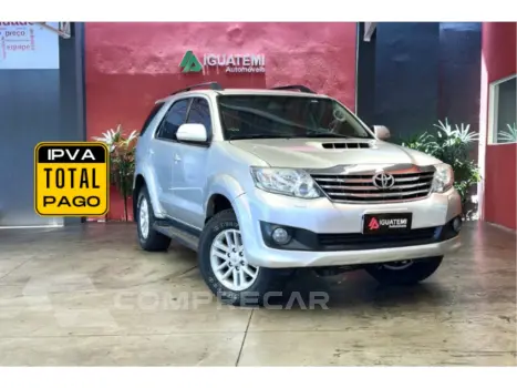 Toyota HILUX SW4 3.0 SRV 4X4 16V TURBO INTERCOOLER DIESEL 4P AUTOMÁ 4 portas