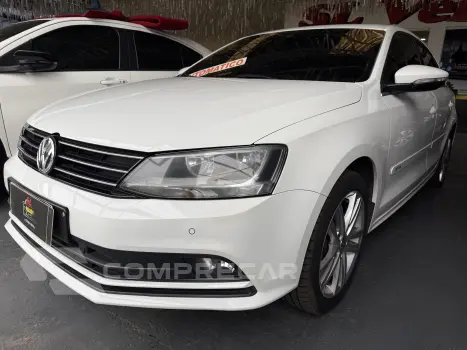 Volkswagen JETTA 2.0 TSI Highline 200cv 4 portas