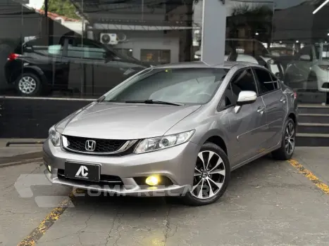 Honda Civic Sedan LXR 2.0 Flexone 16V Aut. 4p 4 portas