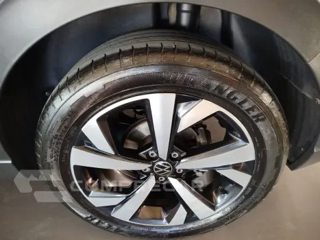 Nivus 1.0 200 Tsi Total Flex Highline Automático