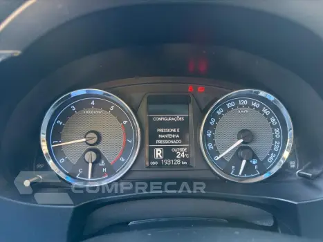 COROLLA 2.0 XEI 16V FLEX 4P AUTOMÁTICO