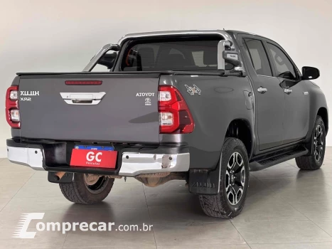 HILUX 2.8 D-4D TURBO DIESEL CD SRX 4X4 AUTOMÁTICO