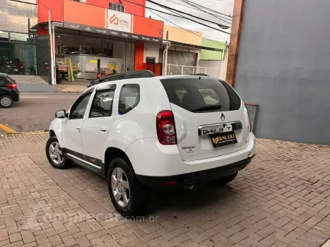 DUSTER Expression 1.6 Hi-Flex 16V Mec.