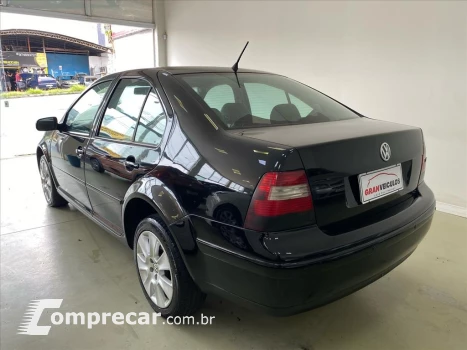 BORA 2.0 MI 8V GASOLINA 4P AUTOMÁTICO
