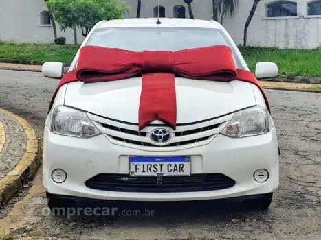 ETIOS 1.3 XS 16V FLEX 4P MANUAL