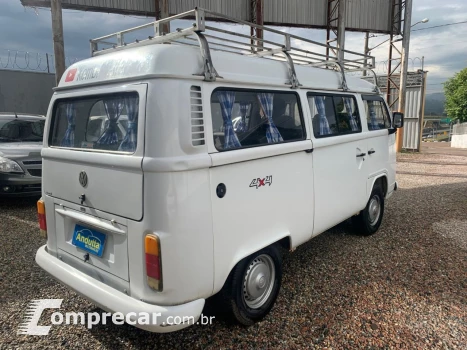 Kombi 1.4 FLEX STD 9 LUGARES