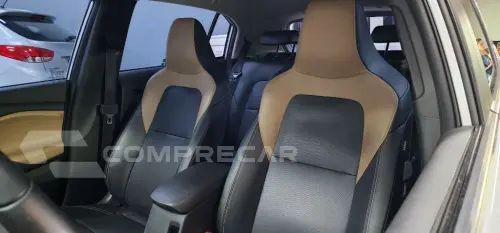 ONIX HATCH PREM. 1.0 12V TB Flex 5p Aut.