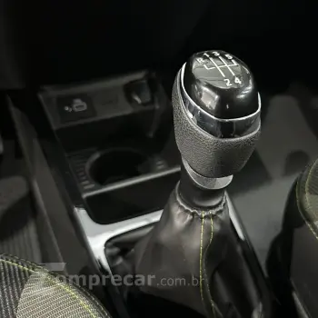 Kwid KWID OUTSIDER 1.0 Flex 12V 5p Mec.