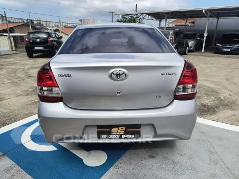 ETIOS 1.5 X Plus Sedan 16V