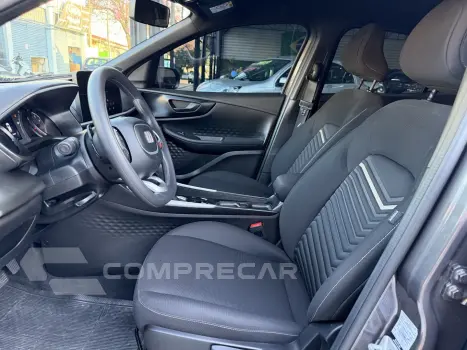 FASTBACK 1.0 TURBO 200 FLEX AUTOMÁTICO