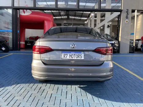 VIRTUS 1.0 200 TSI COMFORTLINE AUTOMÁTICO