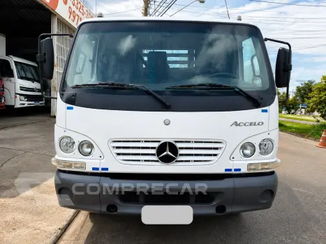 Accelo 915c + Carroceria