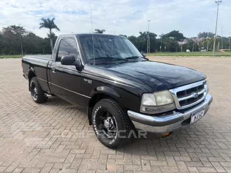 FORD RANGER 4.0 XLT 4X2 CS V6 12V 2 portas