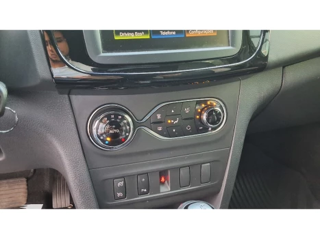 SANDERO 1.6 16V SCE FLEX STEPWAY ICONIC X-TRONIC