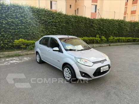 FORD FIESTA 1.6 MPI Sedan 8V 4 portas