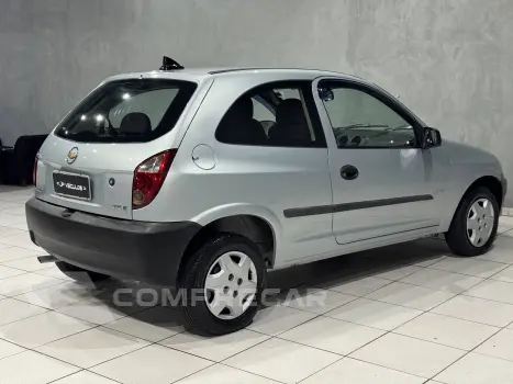CELTA 1.0 MPFI Life 8V
