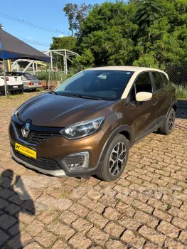 Renault CAPTUR 2.0 16V Intense 4 portas